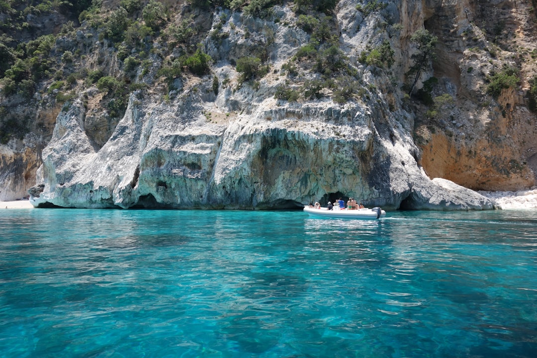Best Anchorages in Corsica: A Skipper’s Complete Guide